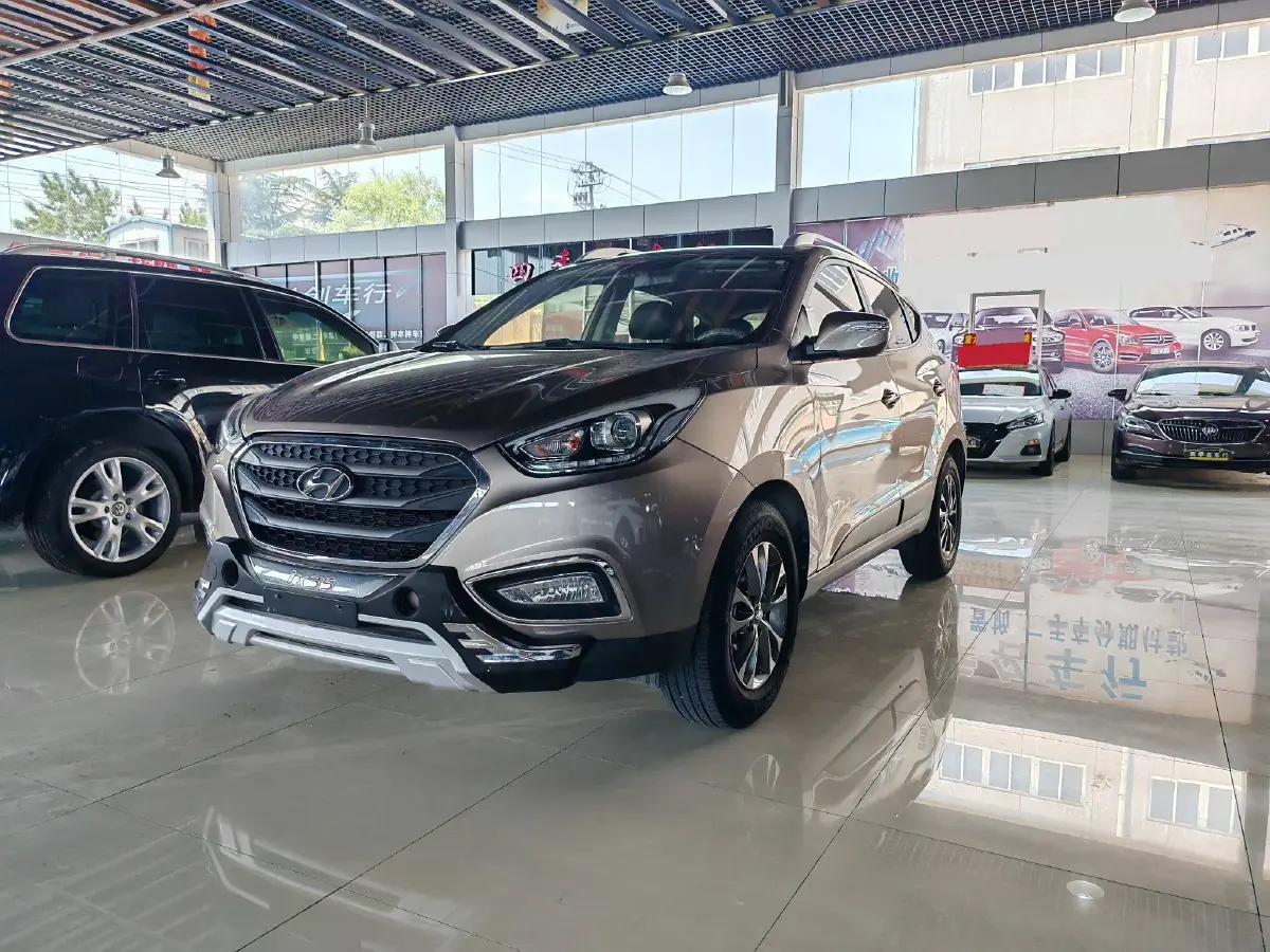 2015 Hyundai ix35 2.0L 165HP L4 6AT