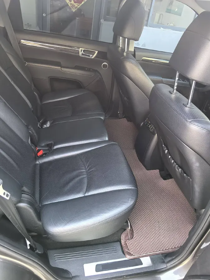 2015 Kia Borrego 3.8L 275HP V6 5AT,autocango,china used car exporter,china ev exporter,chinese used car exporter,chinese used ev exporter