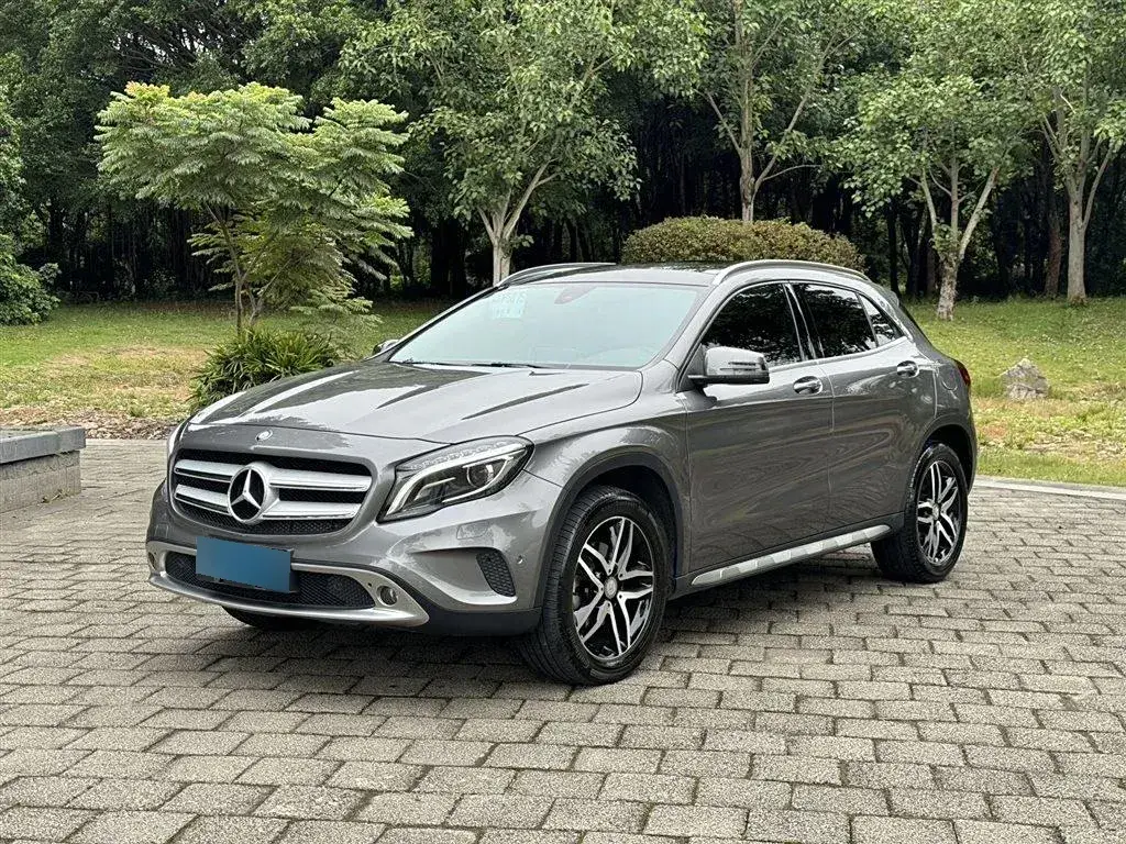 2017 Mercedes-Benz GLA Class 2.0T 184HP L4 7DCT