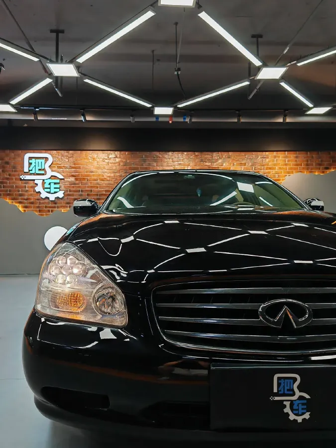 2004 Nissan CIMA 4.5L 340HP V8 5AT,autocango,china used car exporter,china ev exporter,chinese used car exporter,chinese used ev exporter