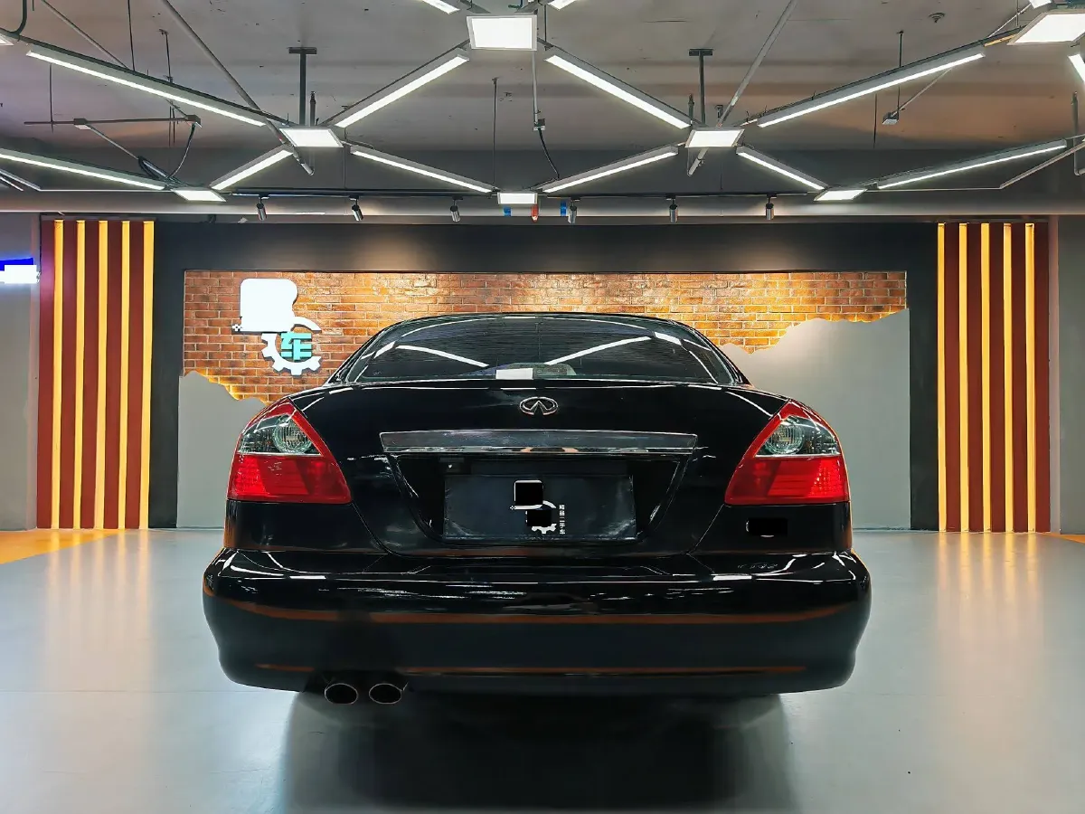 2004 Nissan CIMA 4.5L 340HP V8 5AT,autocango,china used car exporter,china ev exporter,chinese used car exporter,chinese used ev exporter