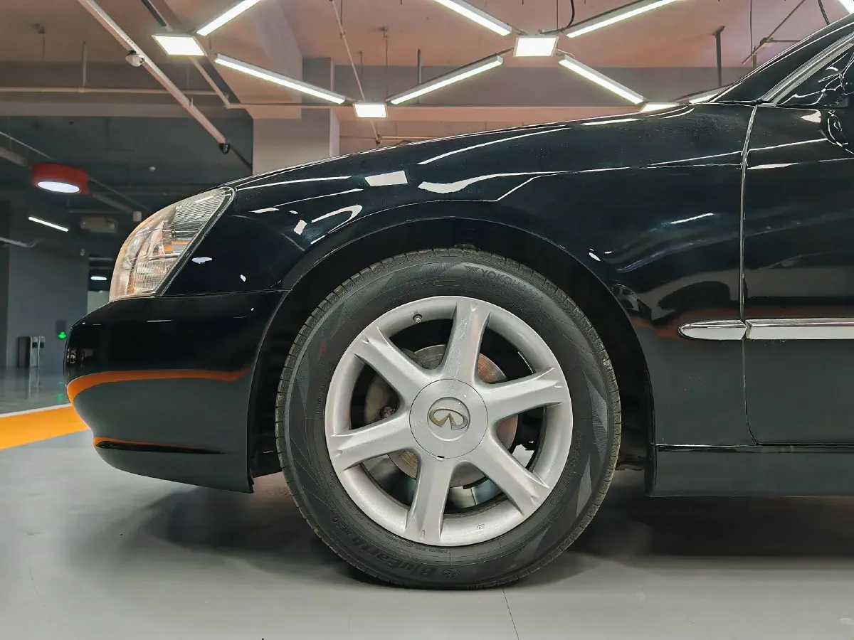 2004 Nissan CIMA 4.5L 340HP V8 5AT,autocango,china used car exporter,china ev exporter,chinese used car exporter,chinese used ev exporter