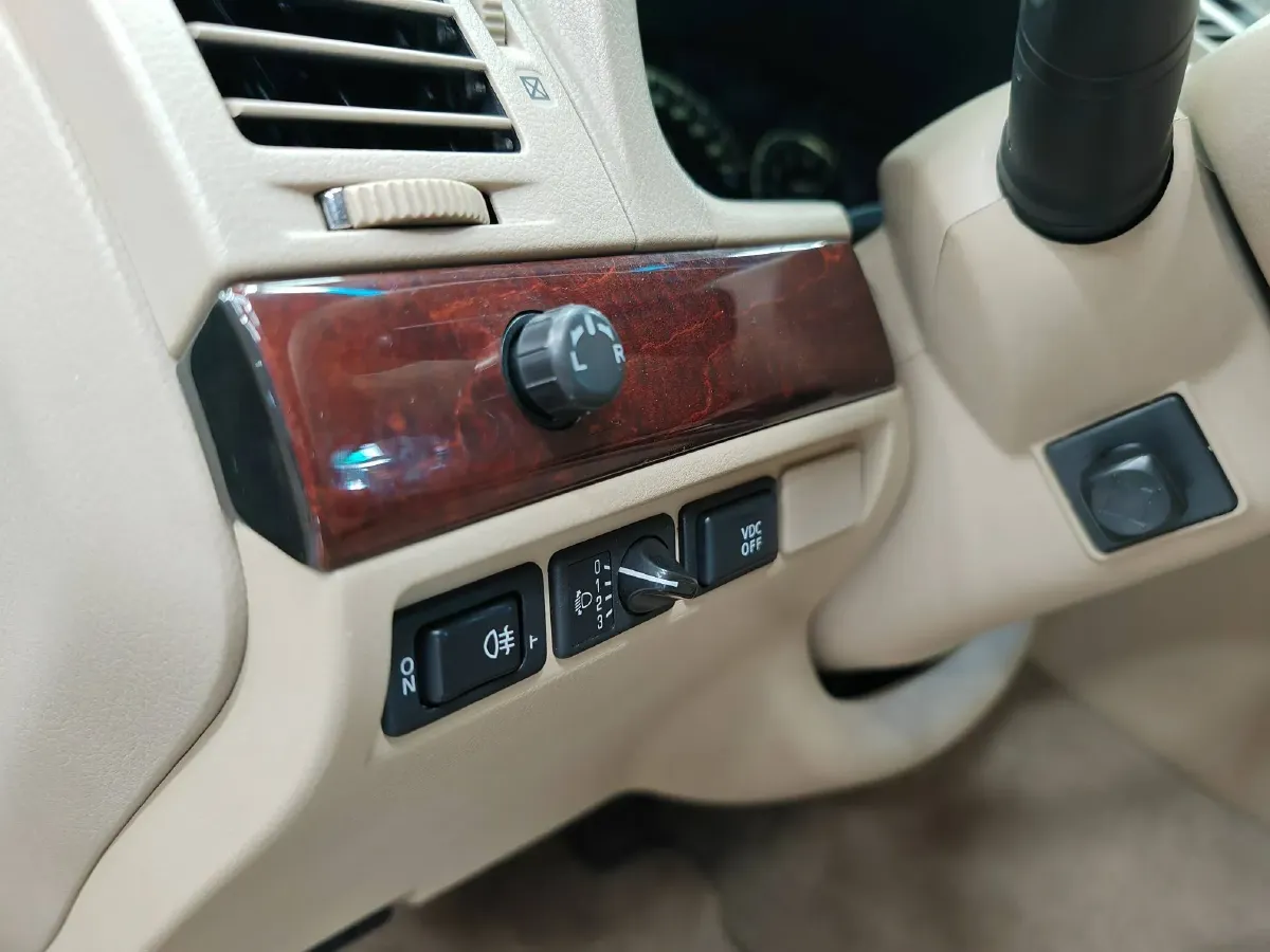 2004 Nissan CIMA 4.5L 340HP V8 5AT,autocango,china used car exporter,china ev exporter,chinese used car exporter,chinese used ev exporter