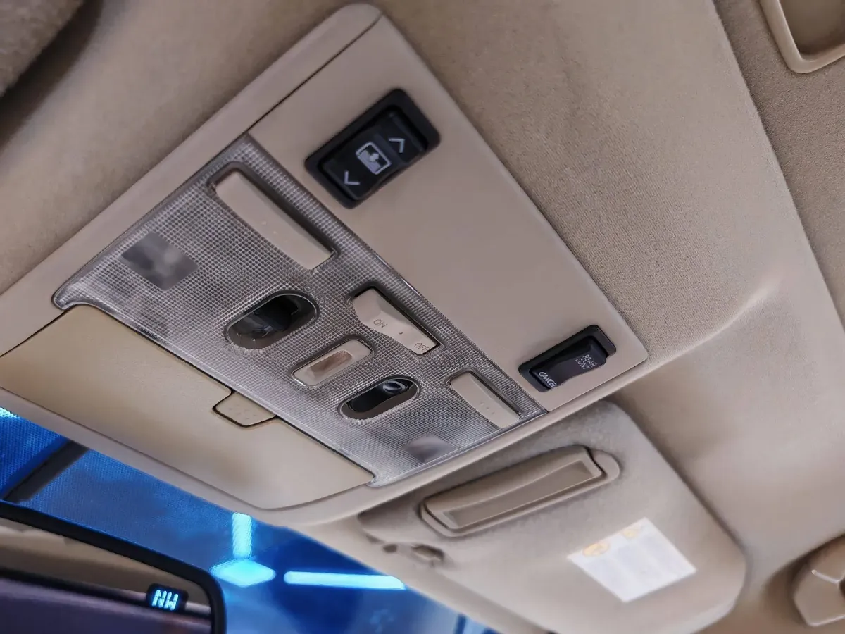 2004 Nissan CIMA 4.5L 340HP V8 5AT,autocango,china used car exporter,china ev exporter,chinese used car exporter,chinese used ev exporter