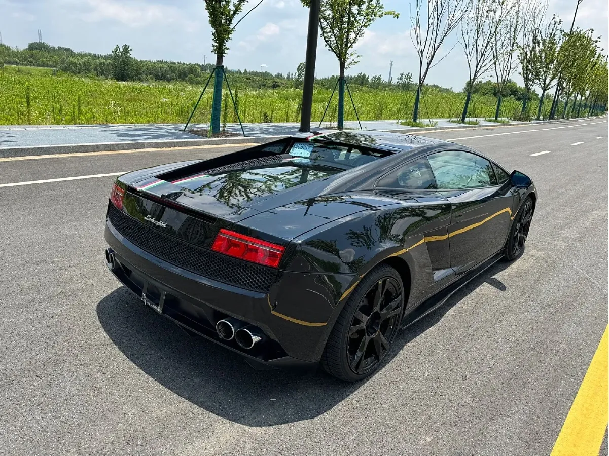 2011 Lamborghini Gallardo 5.2L 557HP V10 6AMT,autocango,china used car exporter,china ev exporter,chinese used car exporter,chinese used ev exporter