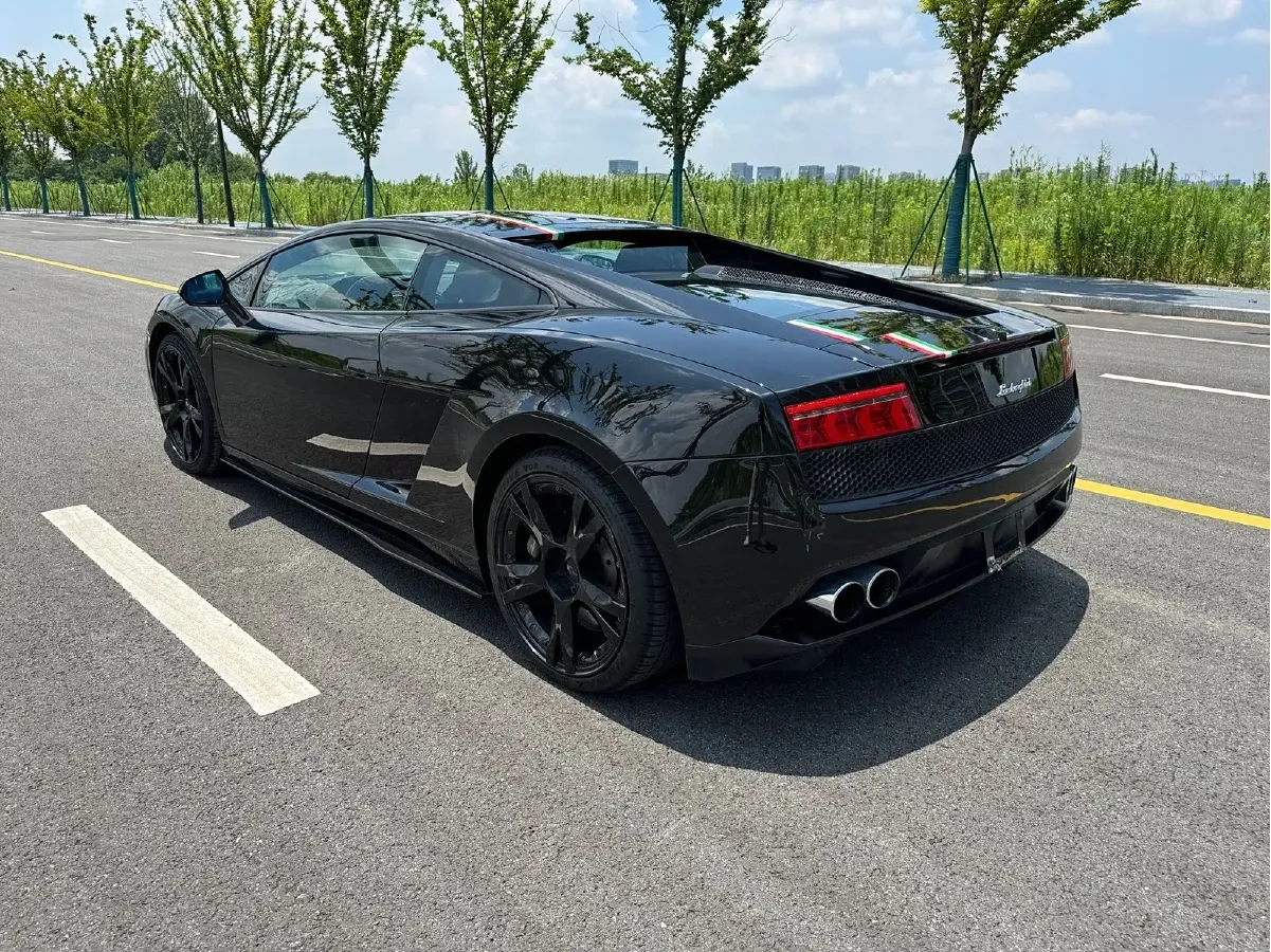 2011 Lamborghini Gallardo 5.2L 557HP V10 6AMT,autocango,china used car exporter,china ev exporter,chinese used car exporter,chinese used ev exporter