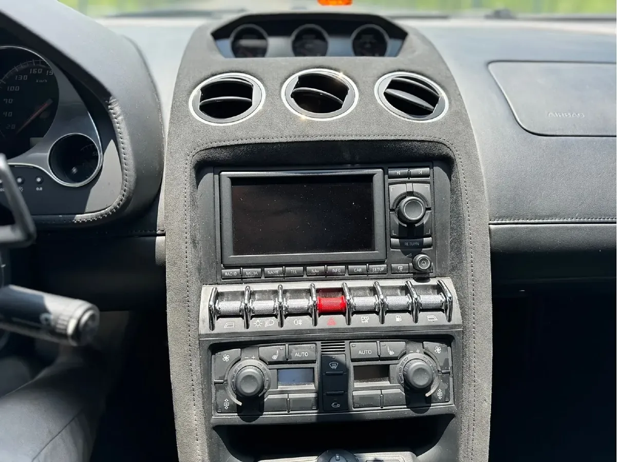 2011 Lamborghini Gallardo 5.2L 557HP V10 6AMT,autocango,china used car exporter,china ev exporter,chinese used car exporter,chinese used ev exporter