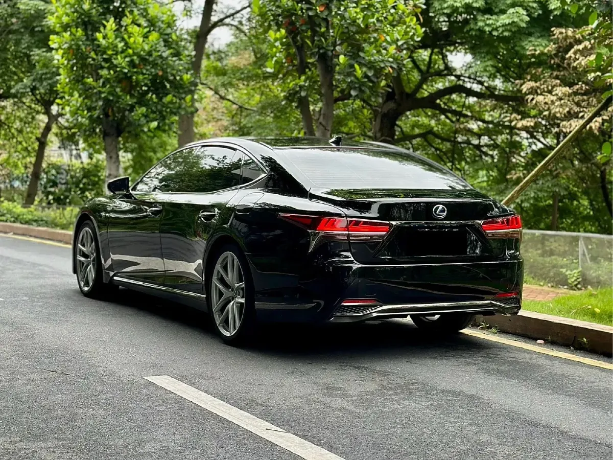 2018 Lexus LS 3.5L 299HP V6 E-CVT Hybrid,autocango,china used car exporter,china ev exporter,chinese used car exporter,chinese used ev exporter