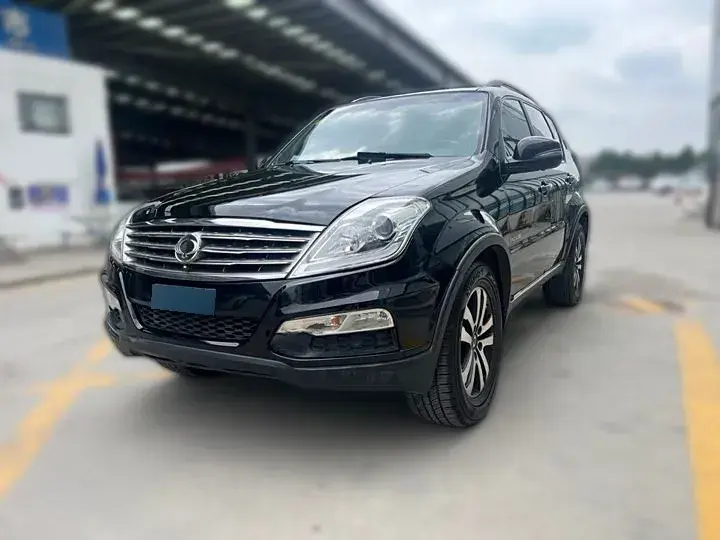 2014 SsangYong Rexton W 2.7T 165HP L4 5AT