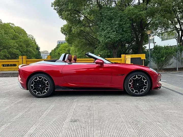 2024 MG Cyberster BEV 64KWH,autocango,china used car exporter,china ev exporter,chinese used car exporter,chinese used ev exporter