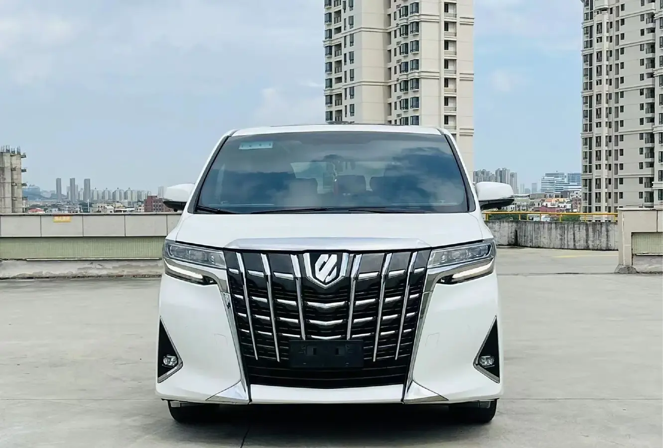 2019 Toyota Alphard 2.5L 117HP L4 E-CVT Hybrid