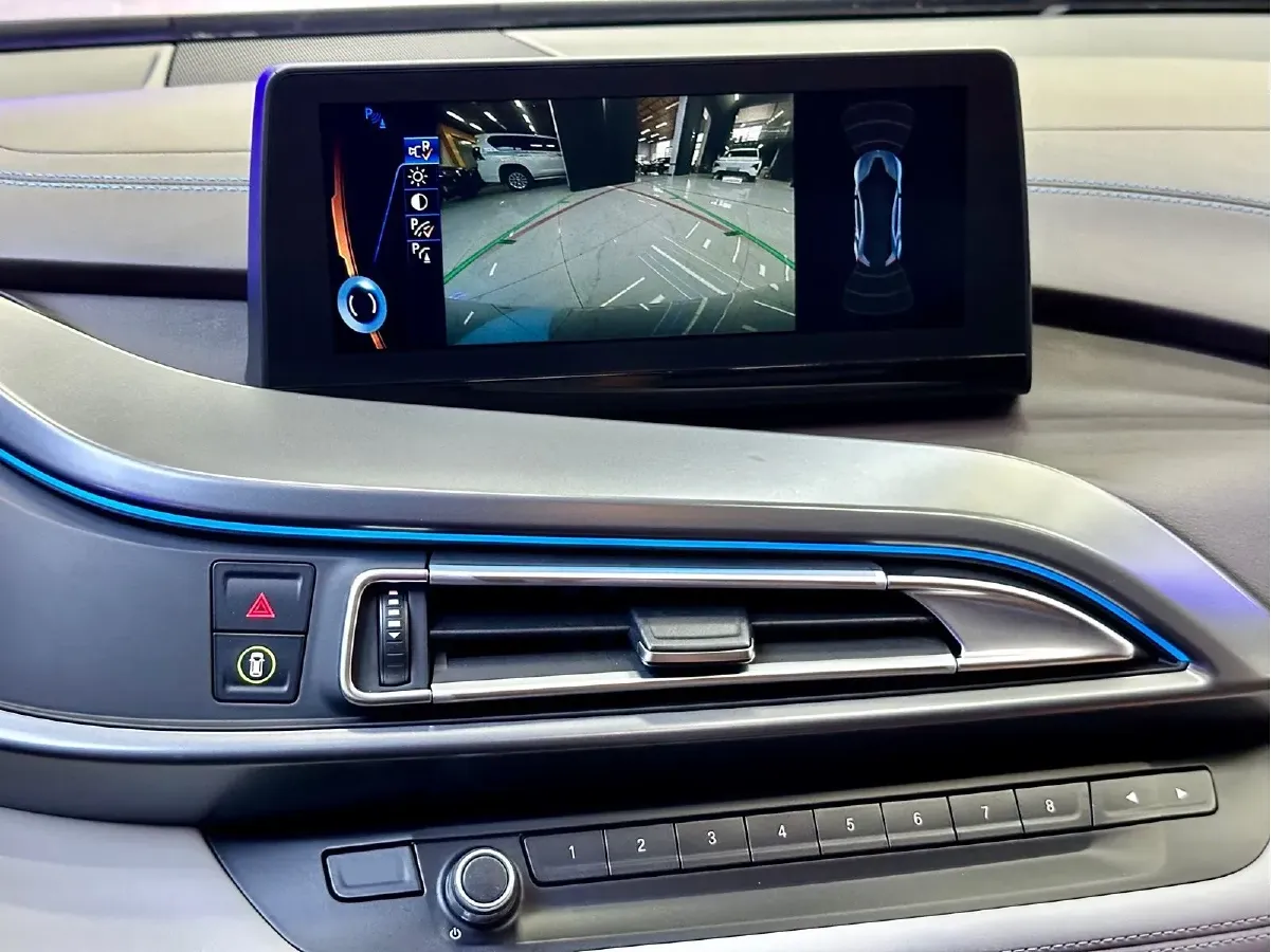 2014 BMW i8 1.5T 231HP L3 6AT PHEV 7.1KWH,autocango,china used car exporter,china ev exporter,chinese used car exporter,chinese used ev exporter