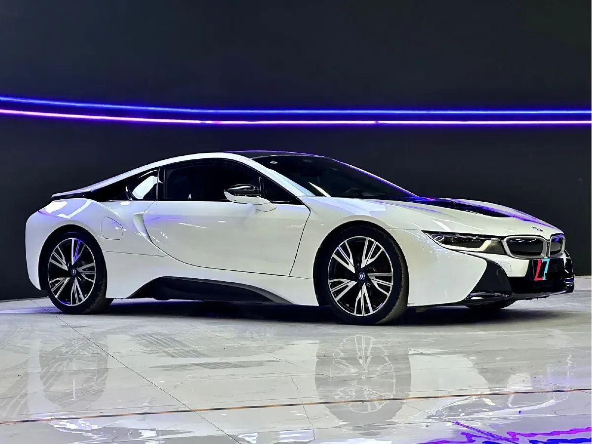 2014 BMW i8 1.5T 231HP L3 6AT PHEV 7.1KWH,autocango,china used car exporter,china ev exporter,chinese used car exporter,chinese used ev exporter
