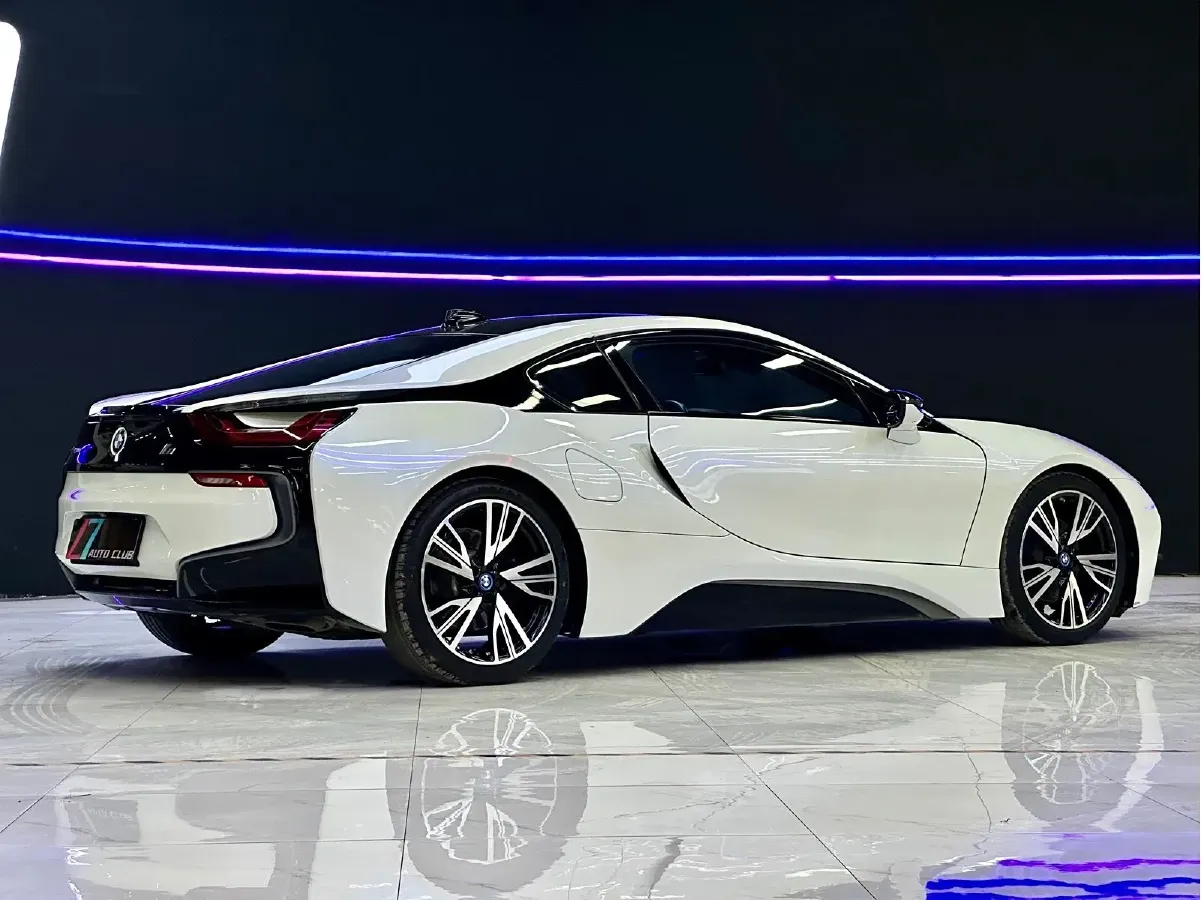2014 BMW i8 1.5T 231HP L3 6AT PHEV 7.1KWH,autocango,china used car exporter,china ev exporter,chinese used car exporter,chinese used ev exporter