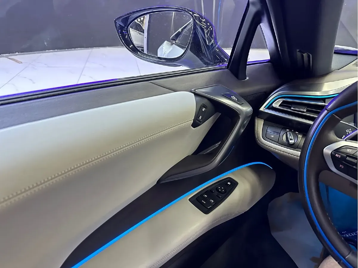 2014 BMW i8 1.5T 231HP L3 6AT PHEV 7.1KWH,autocango,china used car exporter,china ev exporter,chinese used car exporter,chinese used ev exporter