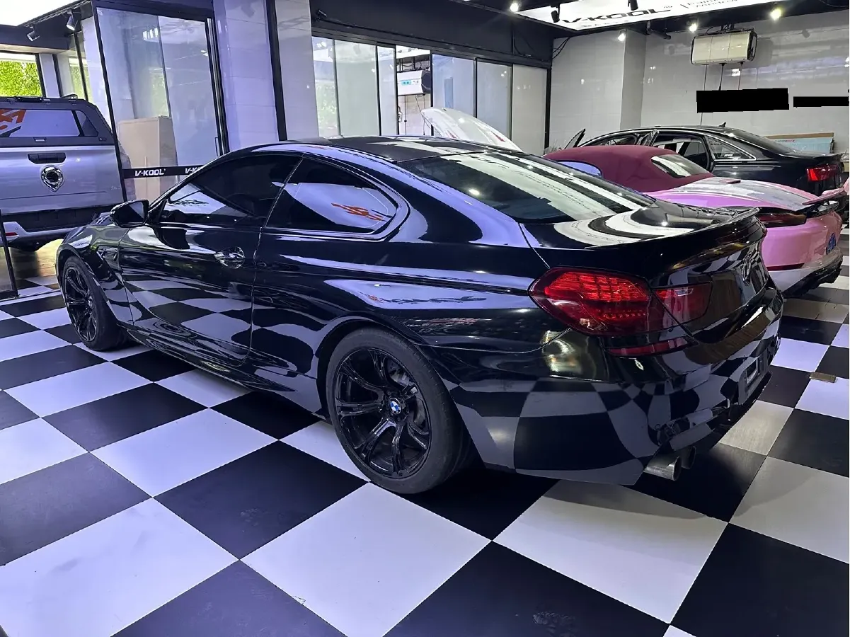 2013 BMW M6 4.4T 560HP V8 7DCT,autocango,china used car exporter,china ev exporter,chinese used car exporter,chinese used ev exporter