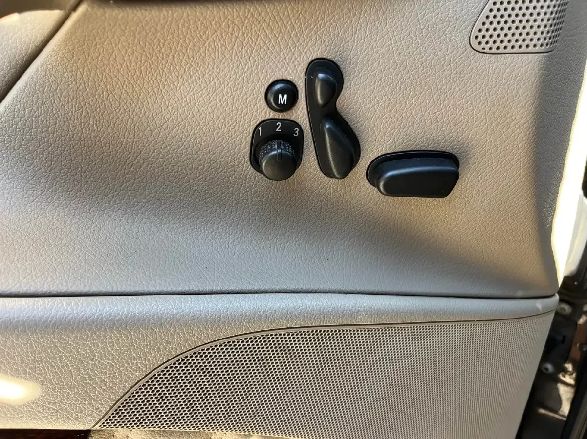 2013 Mercedes-Benz Viano 3.5L 258HP V6 5AT,autocango,china used car exporter,china ev exporter,chinese used car exporter,chinese used ev exporter