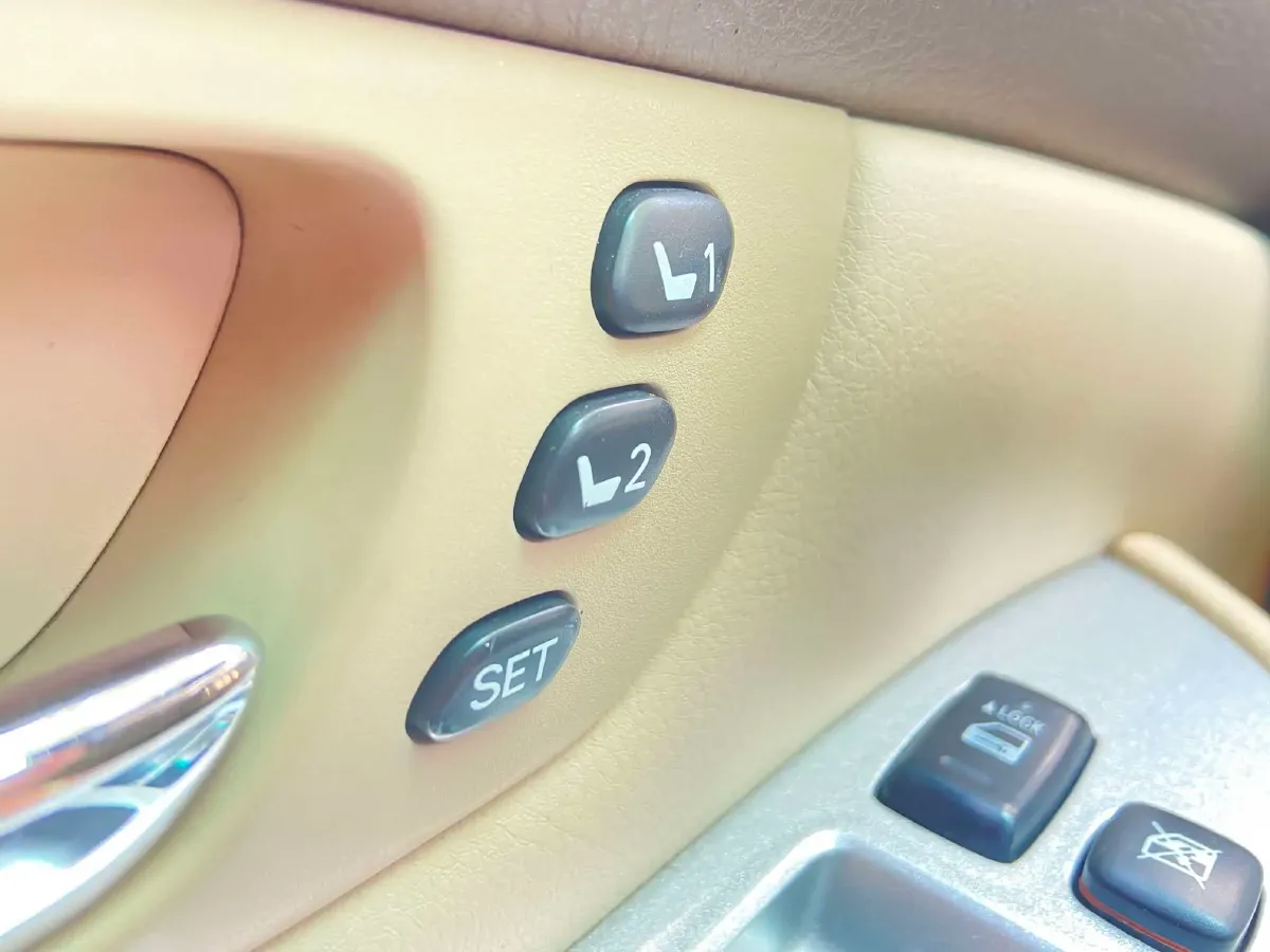 2006 Lexus RX Classic 3.5L 277HP V6 5AT,autocango,china used car exporter,china ev exporter,chinese used car exporter,chinese used ev exporter