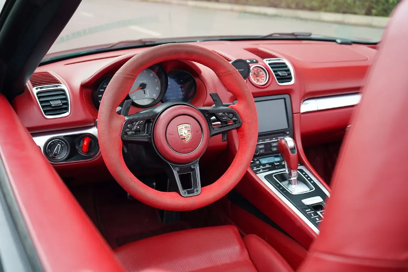 2013 Porsche Boxster 3.4L 316HP H6 7DCT,autocango,china used car exporter,china ev exporter,chinese used car exporter,chinese used ev exporter