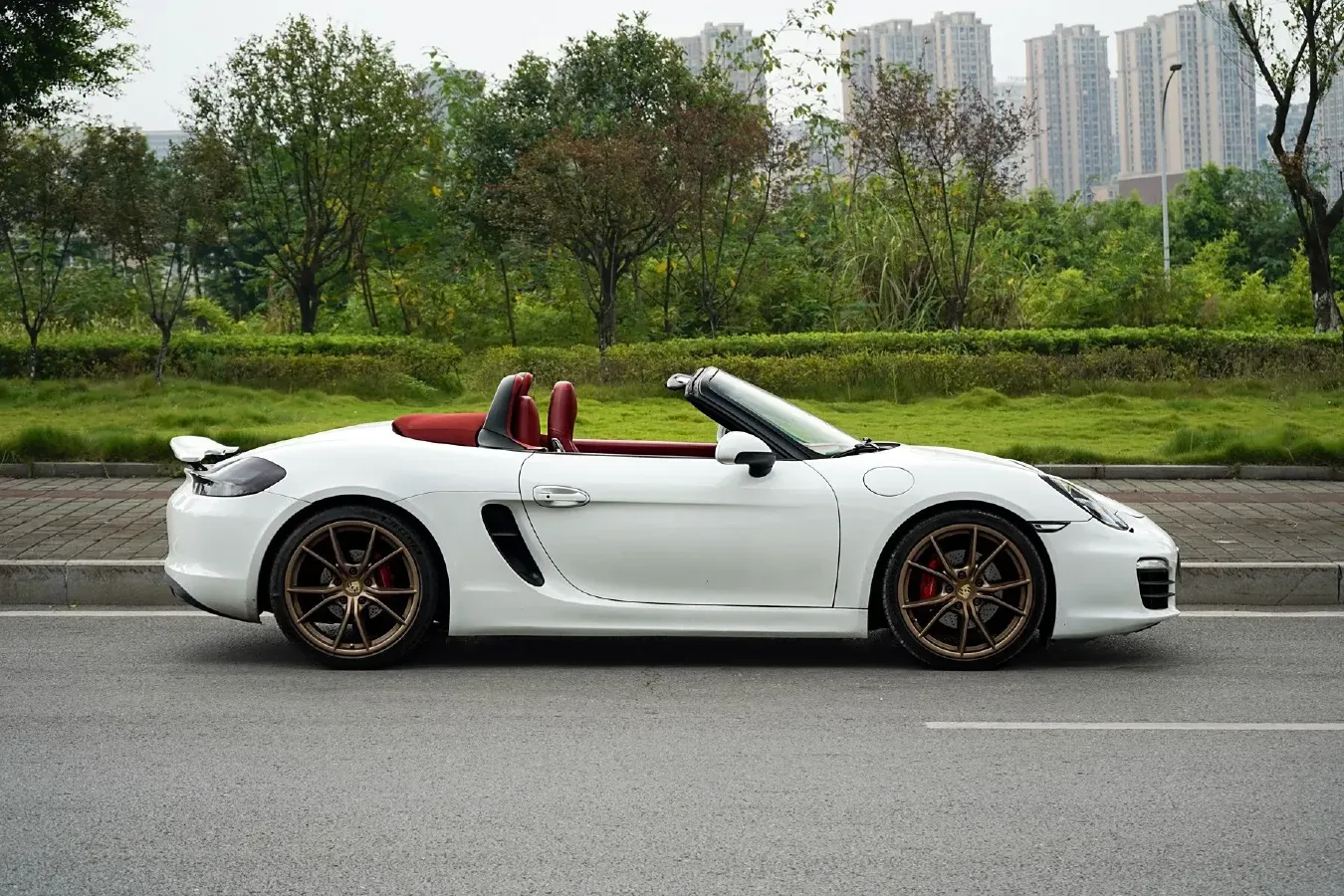 2013 Porsche Boxster 3.4L 316HP H6 7DCT,autocango,china used car exporter,china ev exporter,chinese used car exporter,chinese used ev exporter