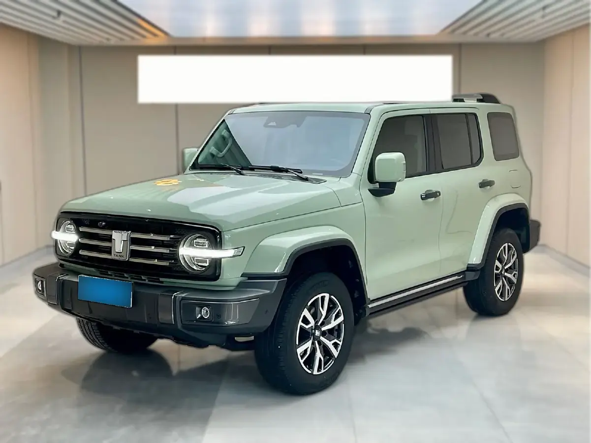 2021 Tank 300 2.0T 227HP L4 8AT