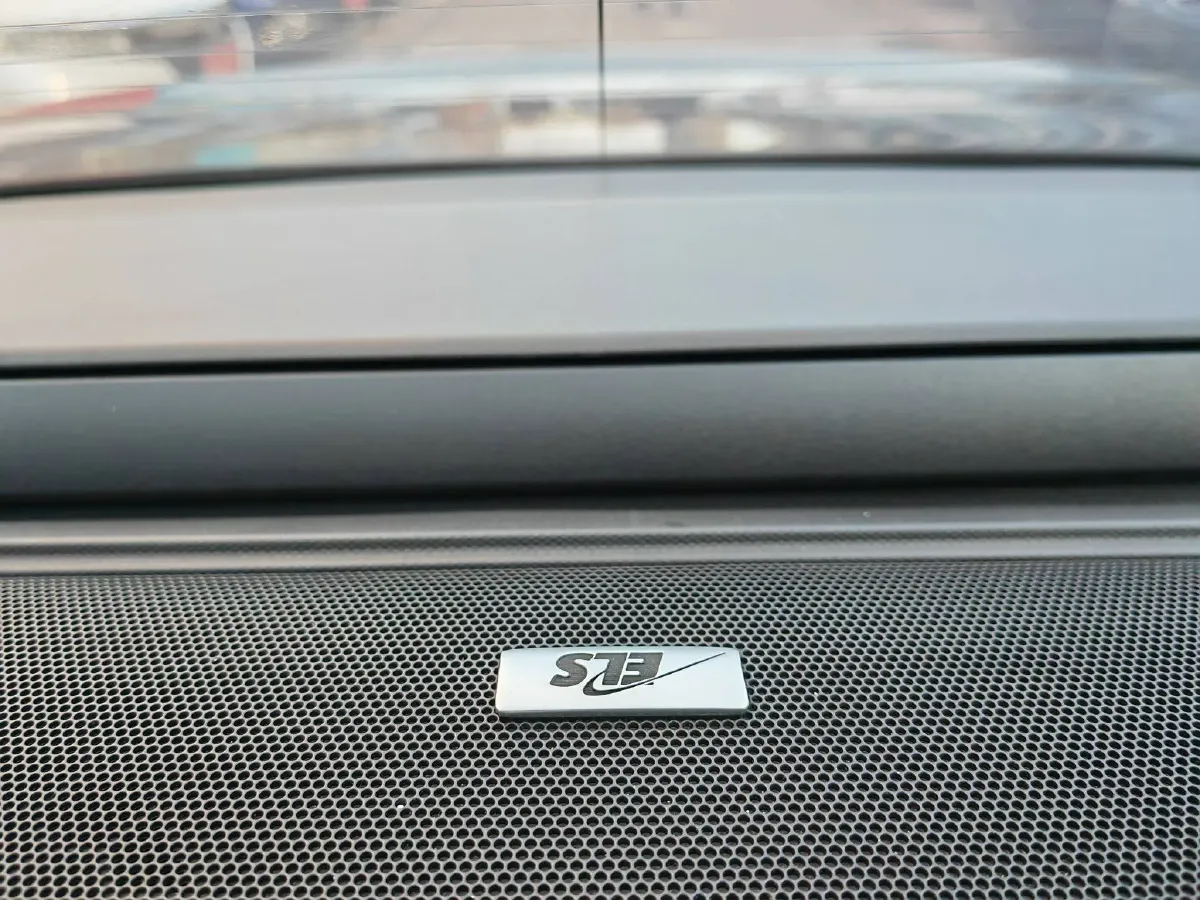 2015 Acura TLX 2.4L 208HP L4 8DCT,autocango,china used car exporter,china ev exporter,chinese used car exporter,chinese used ev exporter