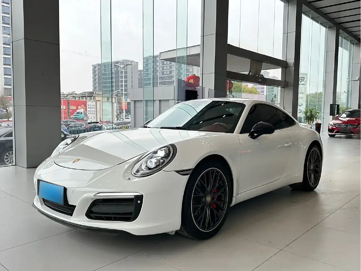 2016 Porsche 911 3.0T 370HP H6 7DCT