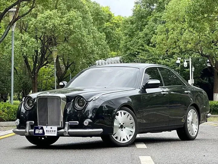 2005 Toyota Land Cruiser 4.5L 211HP L6 4AT