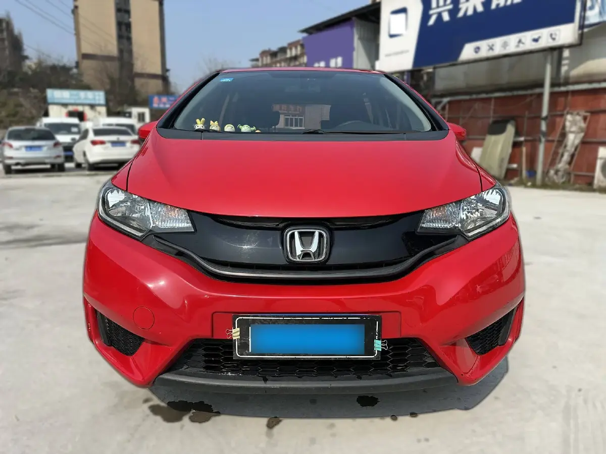 2016 Honda Fit 1.5L 131HP L4 CVT