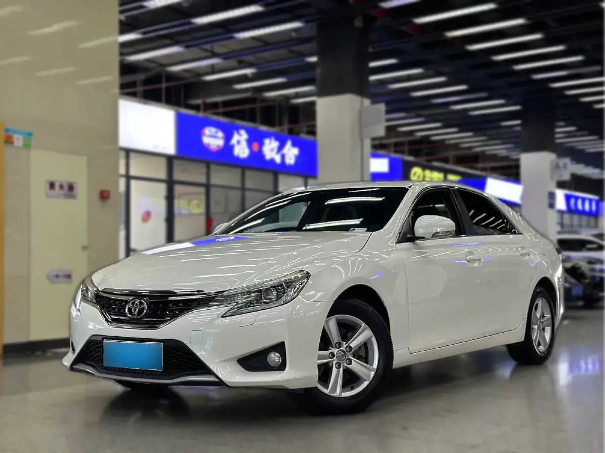 2013 Toyota Reiz 2.5L 193HP V6 6AT