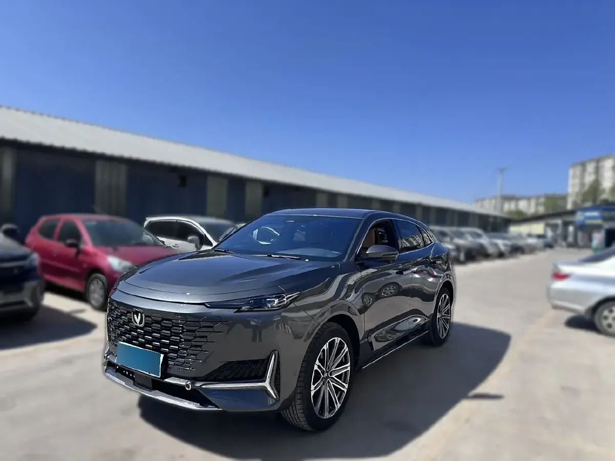 2023 ChangAn UNI-K 2.0T 233HP L4 8AT