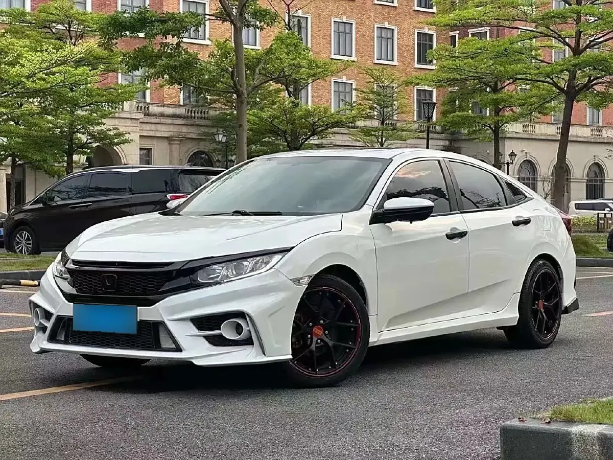 2016 Honda Civic 1.5T 177HP L4 CVT