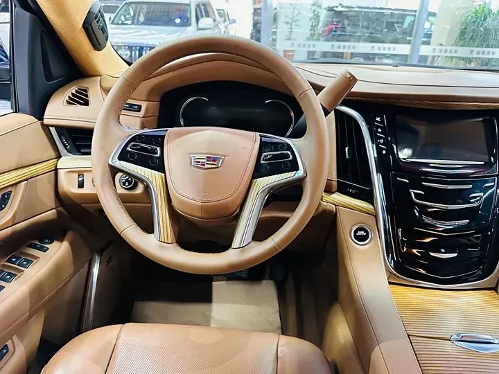 2017 Cadillac ESCALADE 6.2L 426HP V8 8AT,autocango,china used car exporter,china ev exporter,chinese used car exporter,chinese used ev exporter