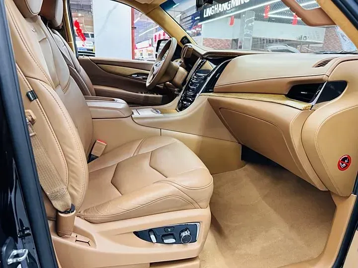 2017 Cadillac ESCALADE 6.2L 426HP V8 8AT,autocango,china used car exporter,china ev exporter,chinese used car exporter,chinese used ev exporter