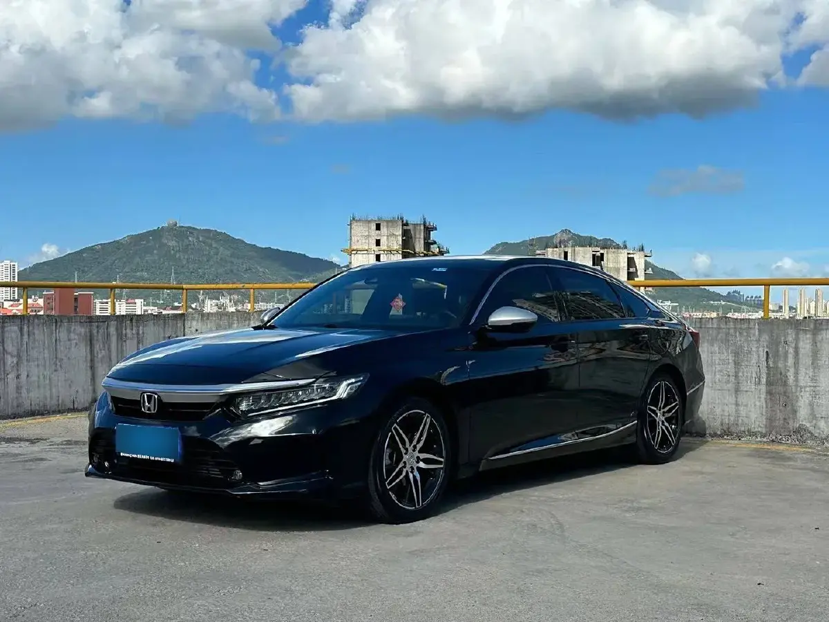 2022 Honda Inspire 1.5T 194HP L4 CVT