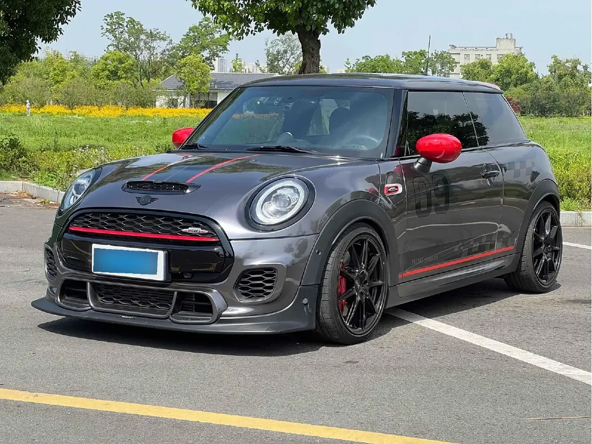 2021 MINI JCW 2.0T 231HP L4 8AT