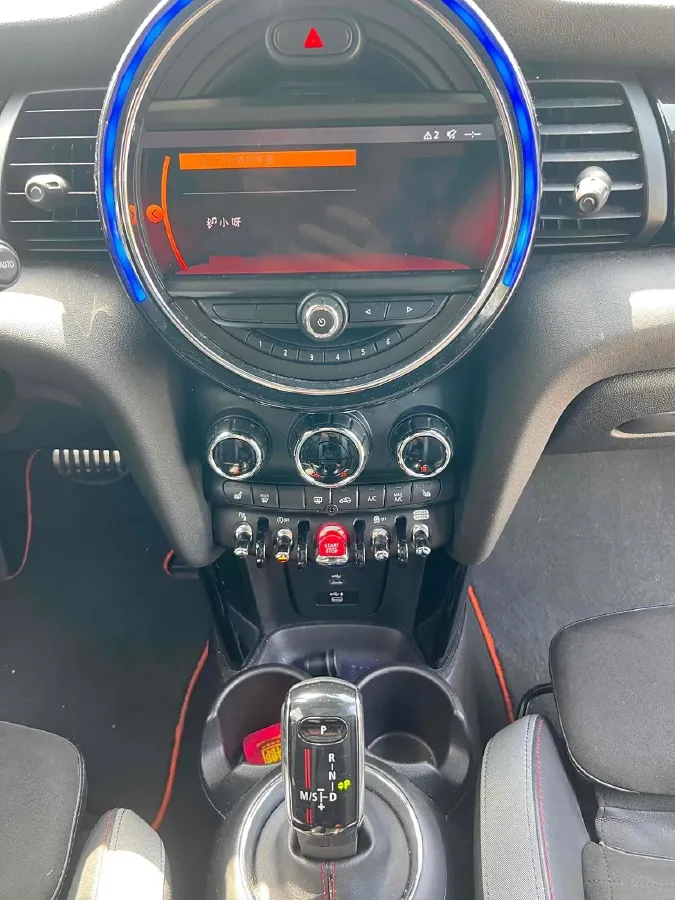 2021 MINI JCW 2.0T 231HP L4 8AT,autocango,china used car exporter,china ev exporter,chinese used car exporter,chinese used ev exporter