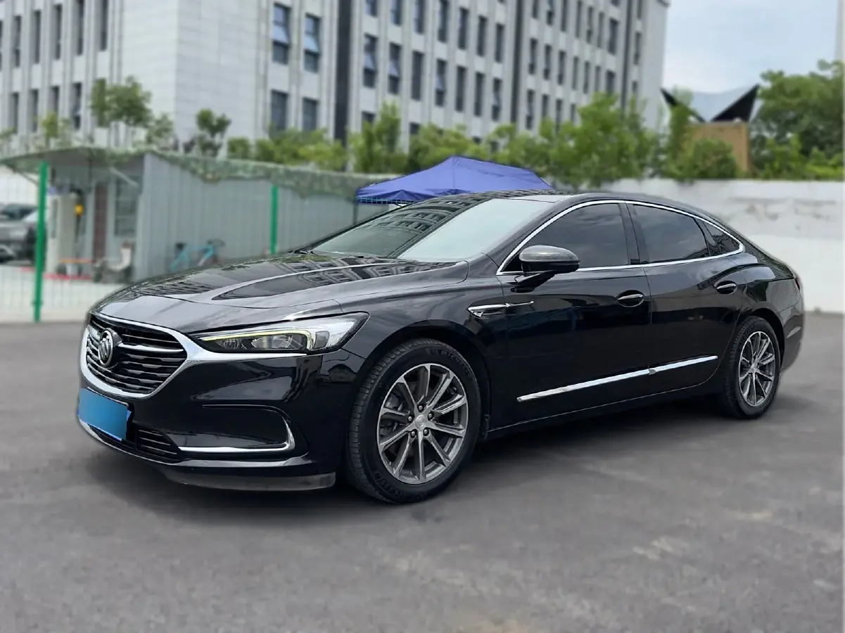 2020 Buick Larcosse 2.0T 237HP L4 9AT