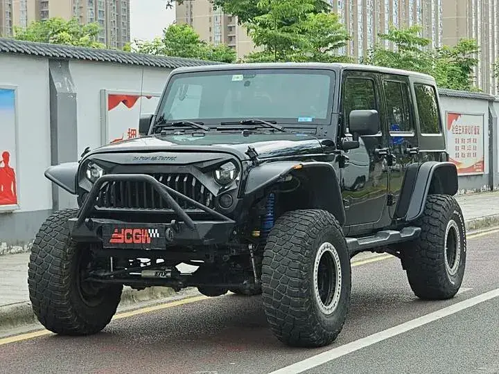 2014 Jeep Wrangler 3.0L 234HP V6 5AT