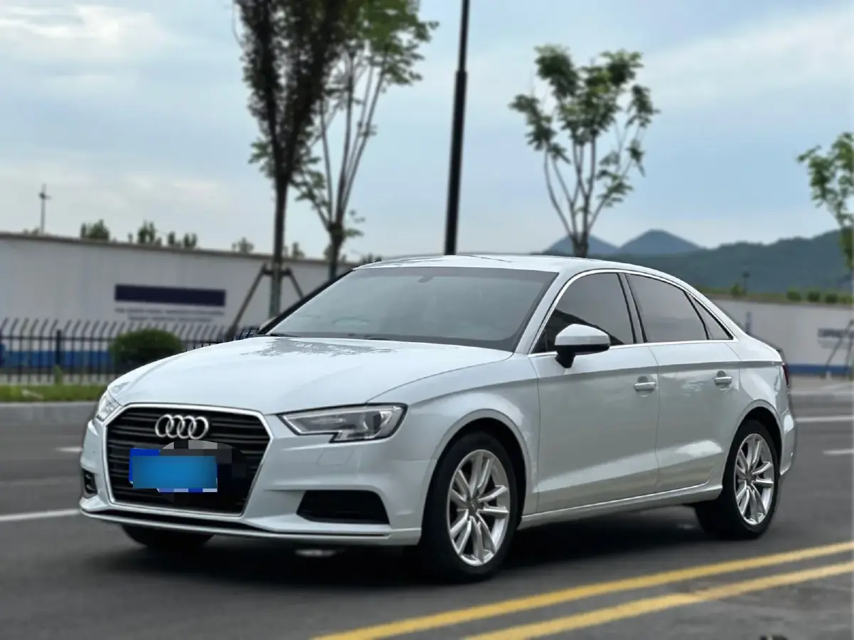 2017 Audi A3 1.4T 150HP L4 7DCT