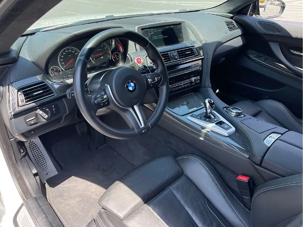 2013 BMW M6 4.4T 560HP V8 7DCT,autocango,china used car exporter,china ev exporter,chinese used car exporter,chinese used ev exporter