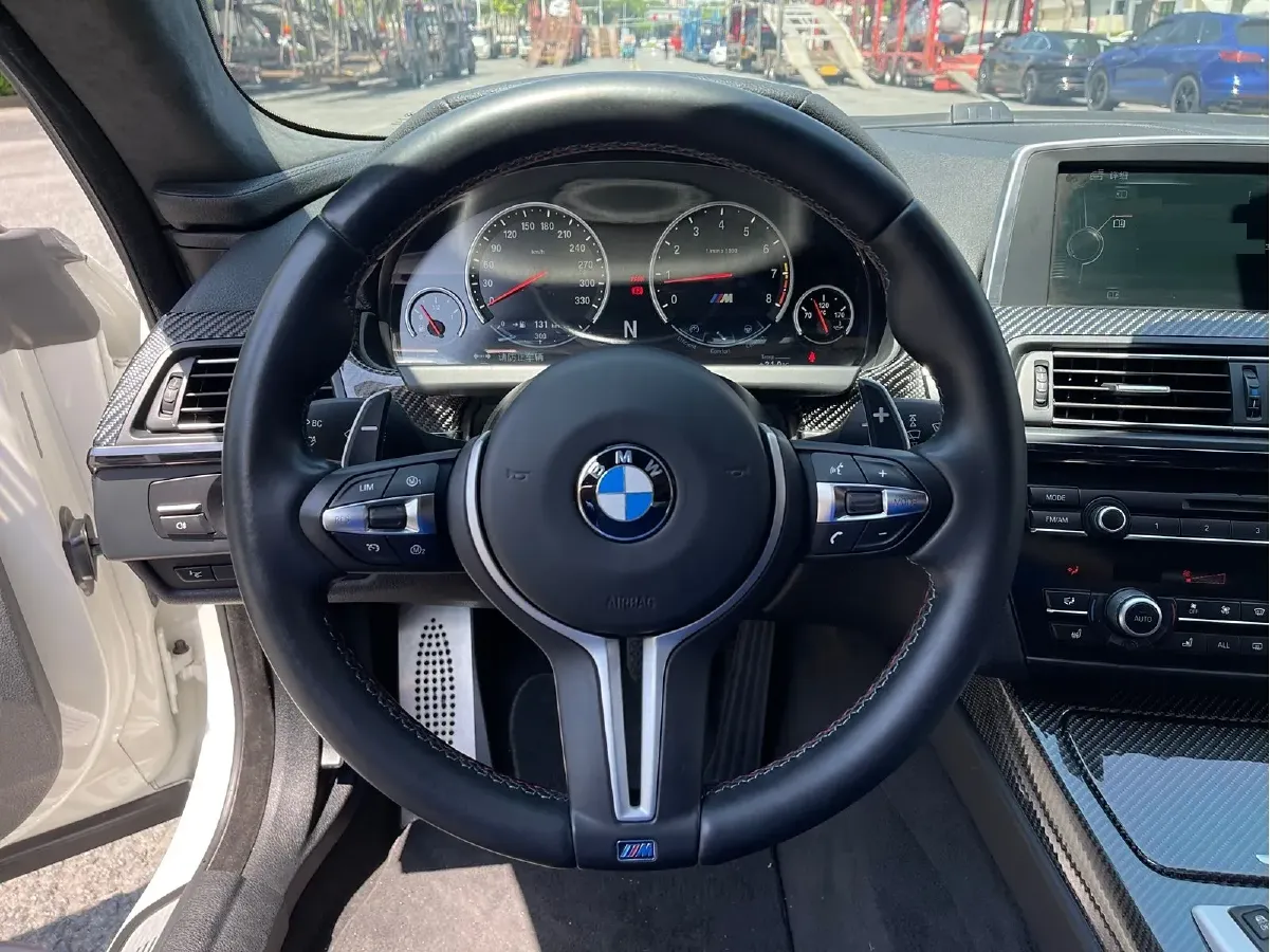 2013 BMW M6 4.4T 560HP V8 7DCT,autocango,china used car exporter,china ev exporter,chinese used car exporter,chinese used ev exporter