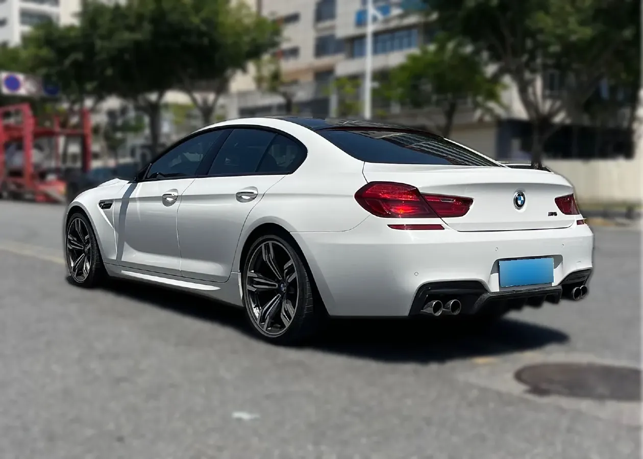 2013 BMW M6 4.4T 560HP V8 7DCT,autocango,china used car exporter,china ev exporter,chinese used car exporter,chinese used ev exporter