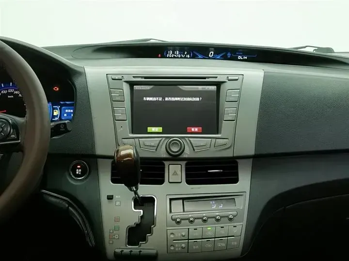 2015 BYD M6 2.4L 167HP L4 6DCT,autocango,china used car exporter,china ev exporter,chinese used car exporter,chinese used ev exporter