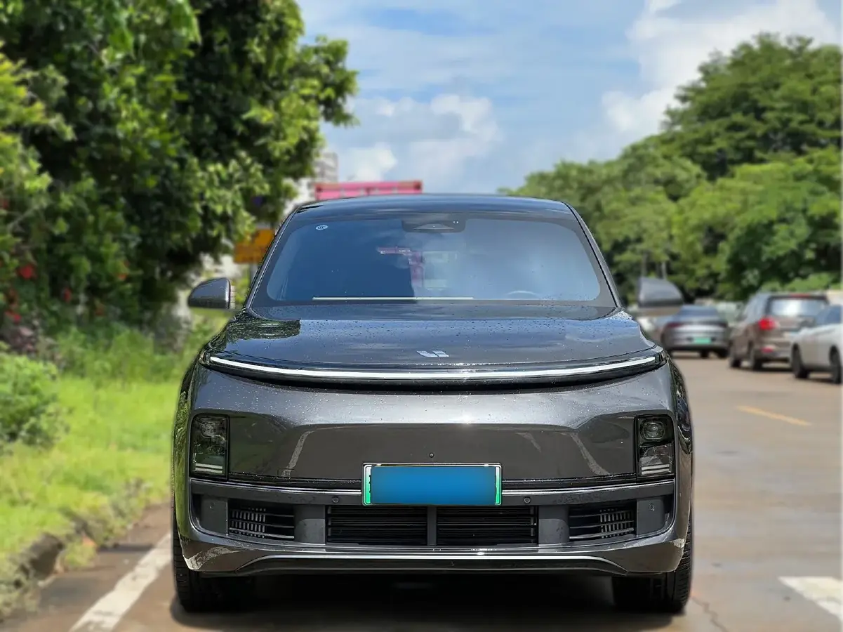 2023 Li L9 Range Extended 154HP REEV 42.6KWH