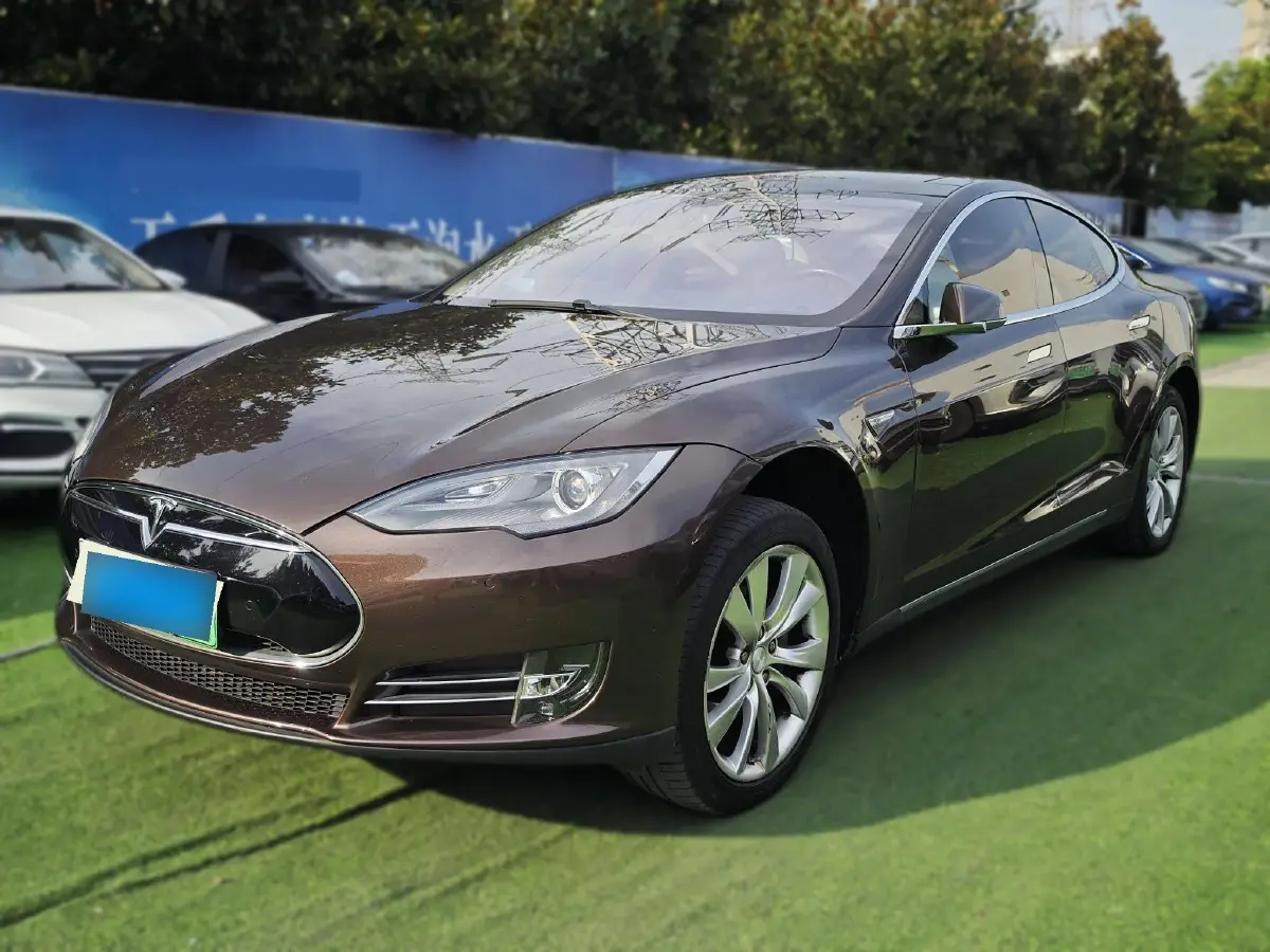2014 Tesla Model S BEV 60KWH