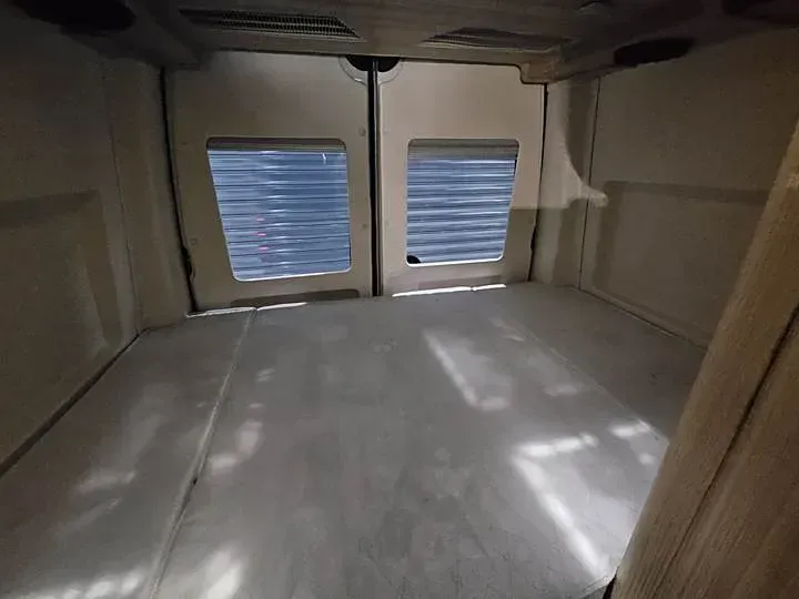 2019 MAXUS V80 RV,autocango,china used car exporter,china ev exporter,chinese used car exporter,chinese used ev exporter