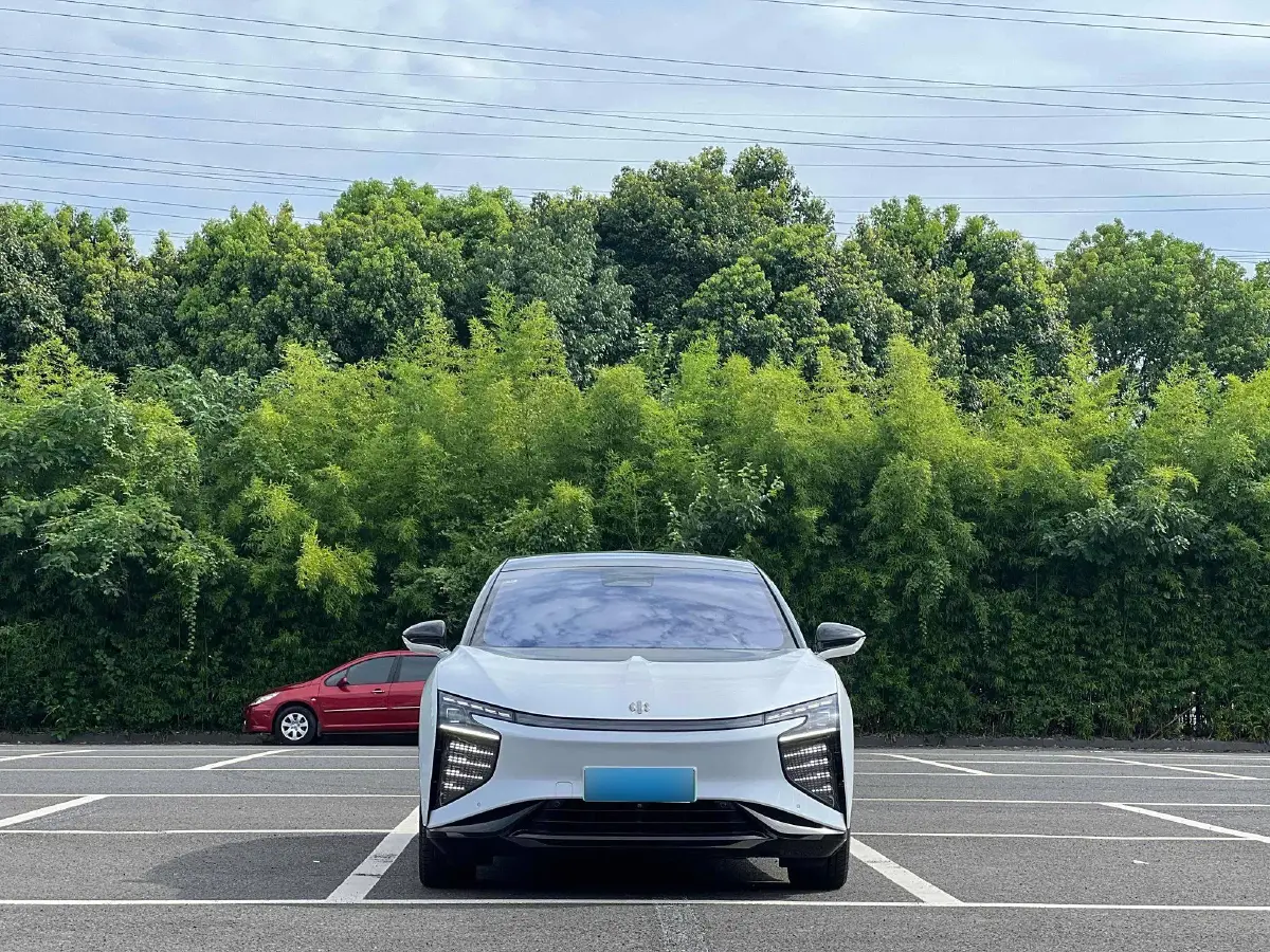 2022 HiPhi X BEV 97KWH