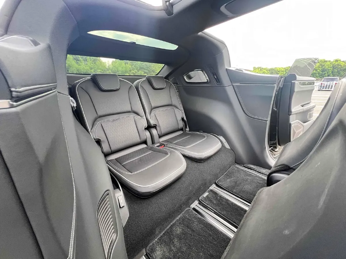 2022 HiPhi X BEV 97KWH,autocango,china used car exporter,china ev exporter,chinese used car exporter,chinese used ev exporter