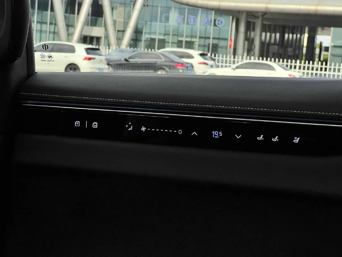 2022 HiPhi X BEV 97KWH,autocango,china used car exporter,china ev exporter,chinese used car exporter,chinese used ev exporter